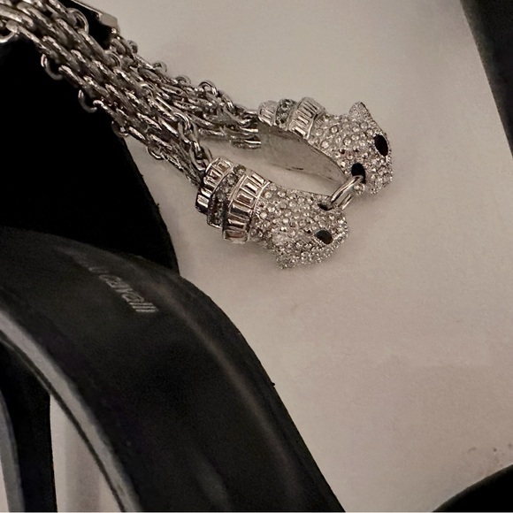 Authentic Roberto Cavalli sandals. you will get many compliments - Picture 13 of 15